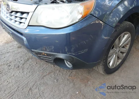 2011 Subaru Forester 2.5X Limited из США, поврежденный, VIN JF2SHAEC2BH706368